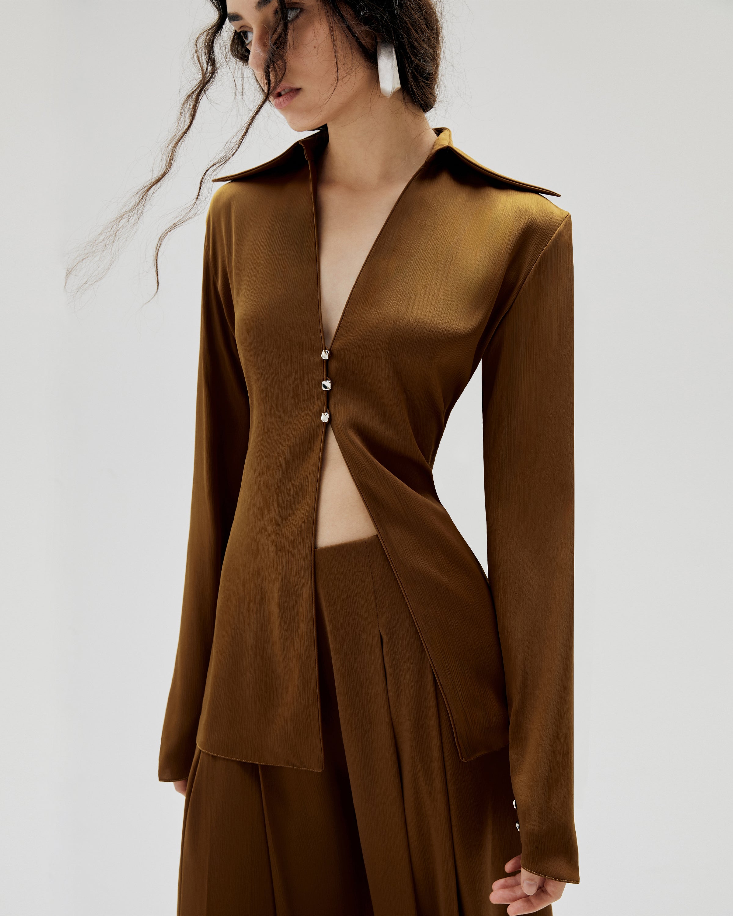 CRUSHED SATIN SLIM SHIRT