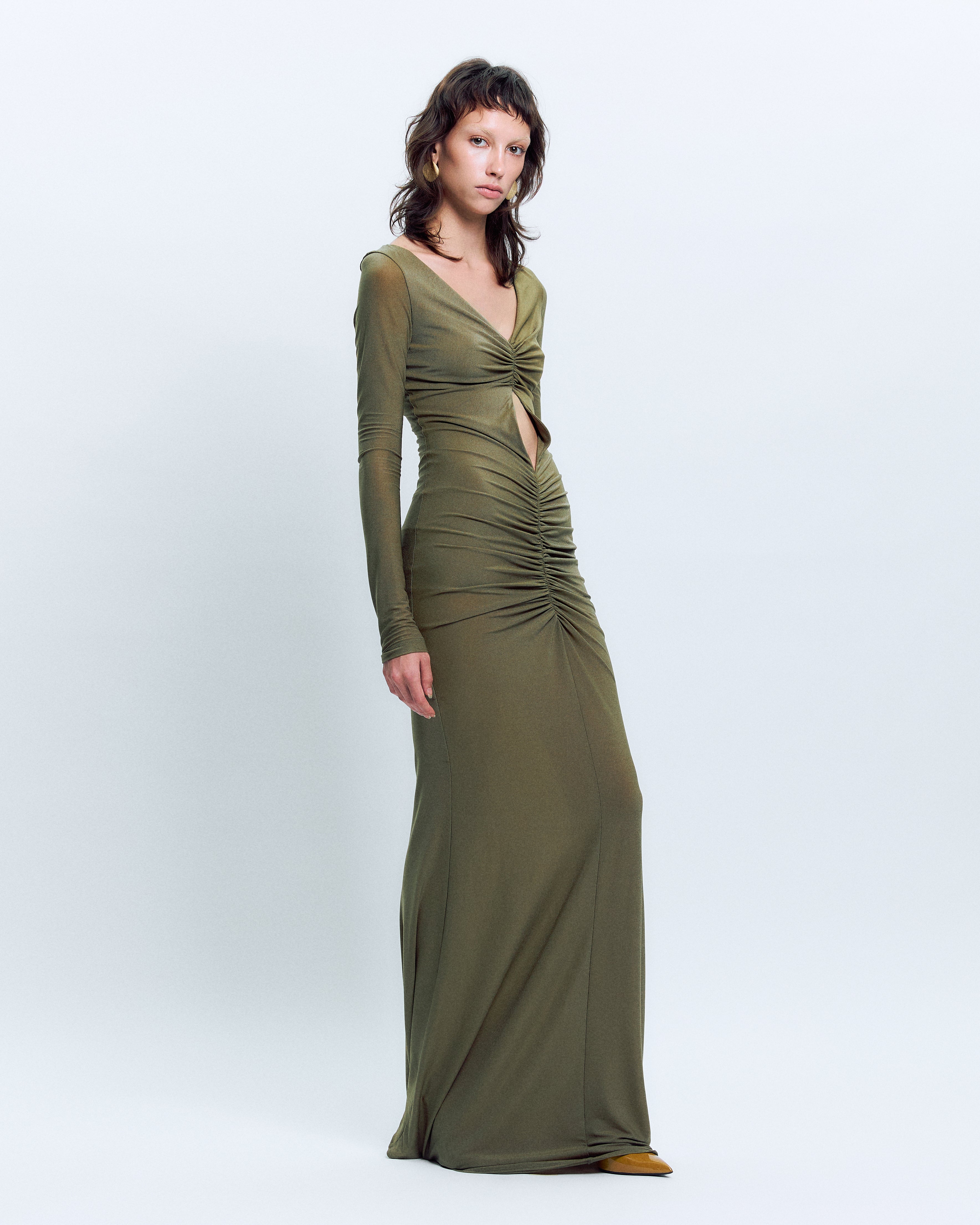 V-NECK RUCHED MAXI DRESS