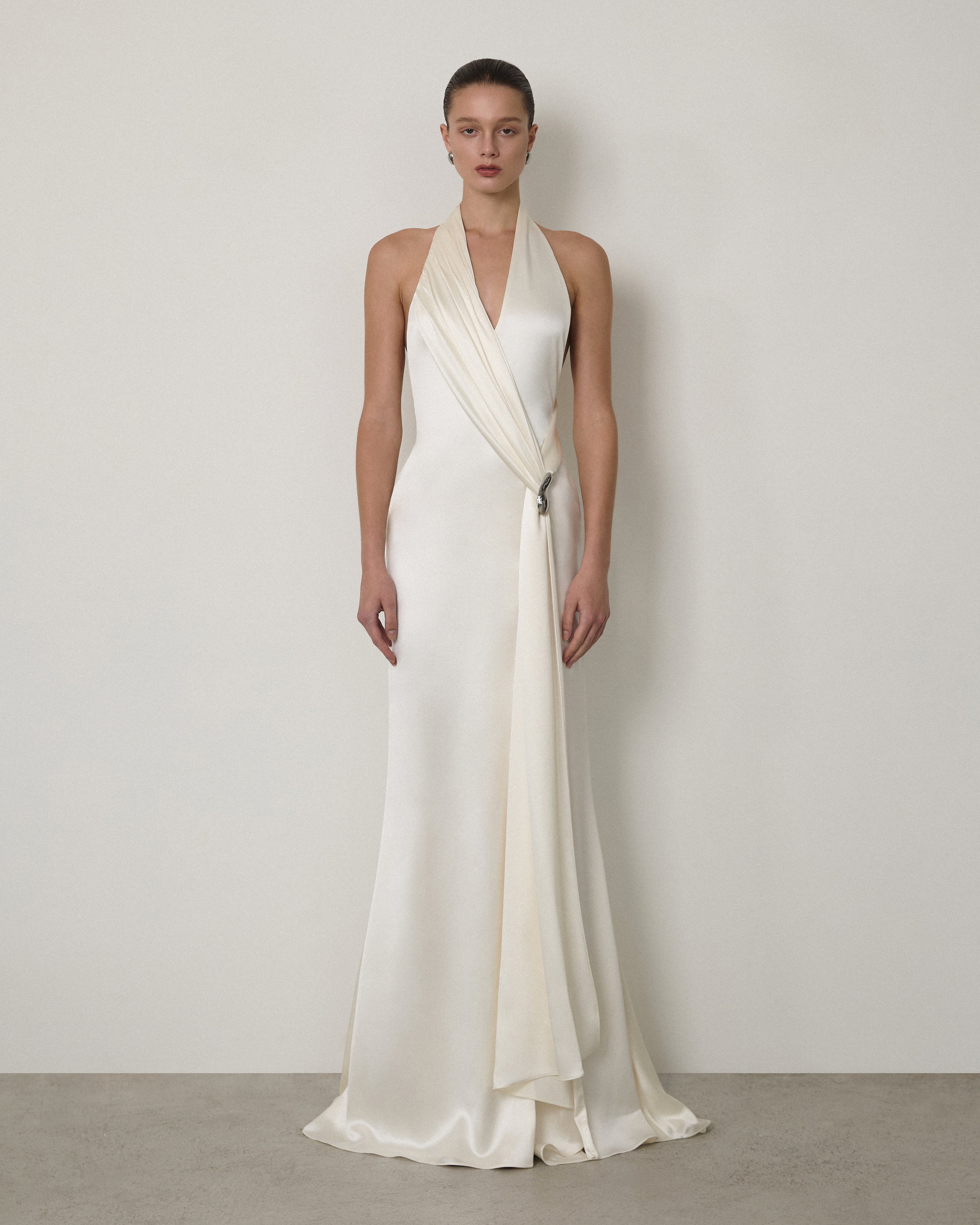 HALTER V-NECK MAXI GOWN