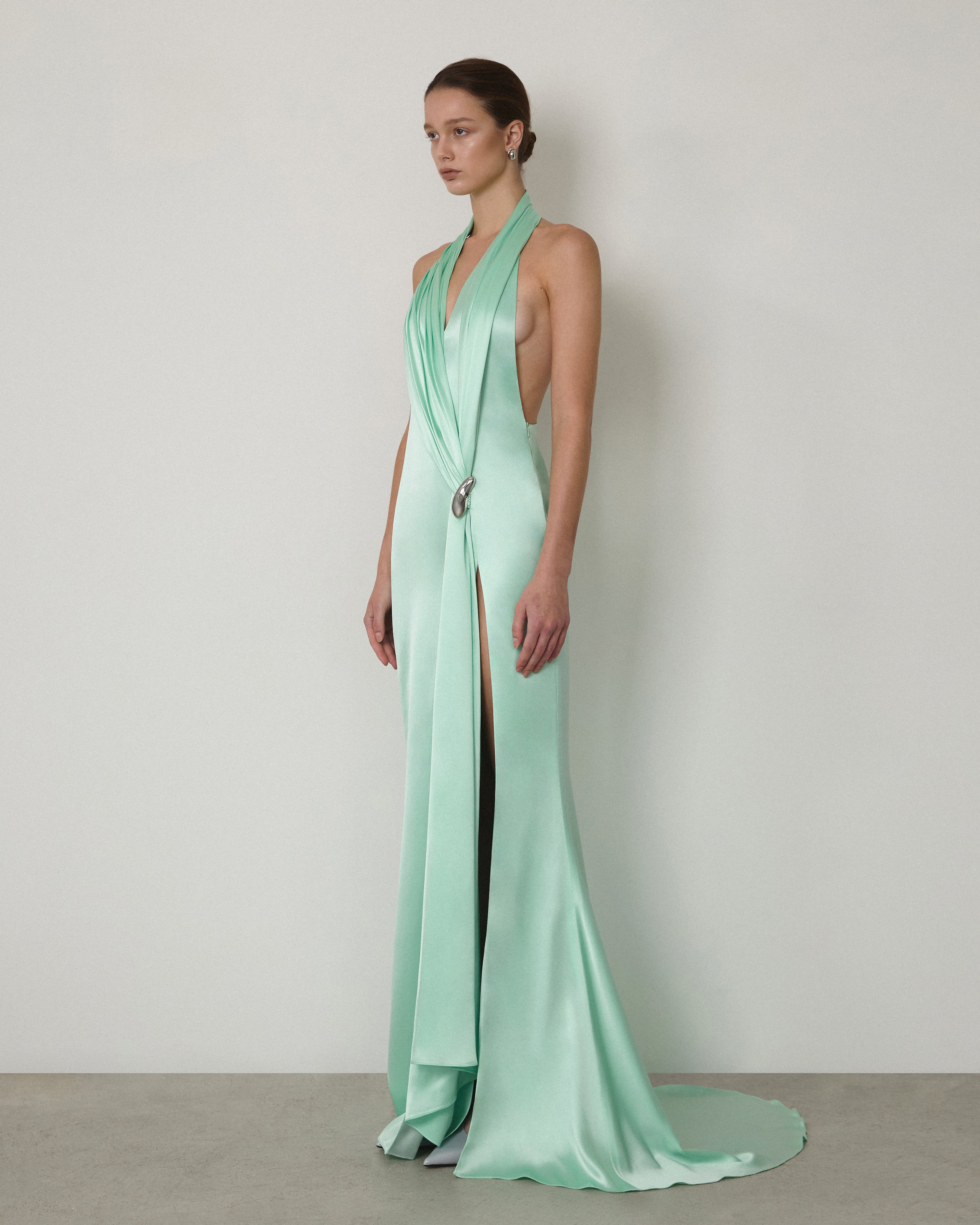HALTER V-NECK MAXI GOWN