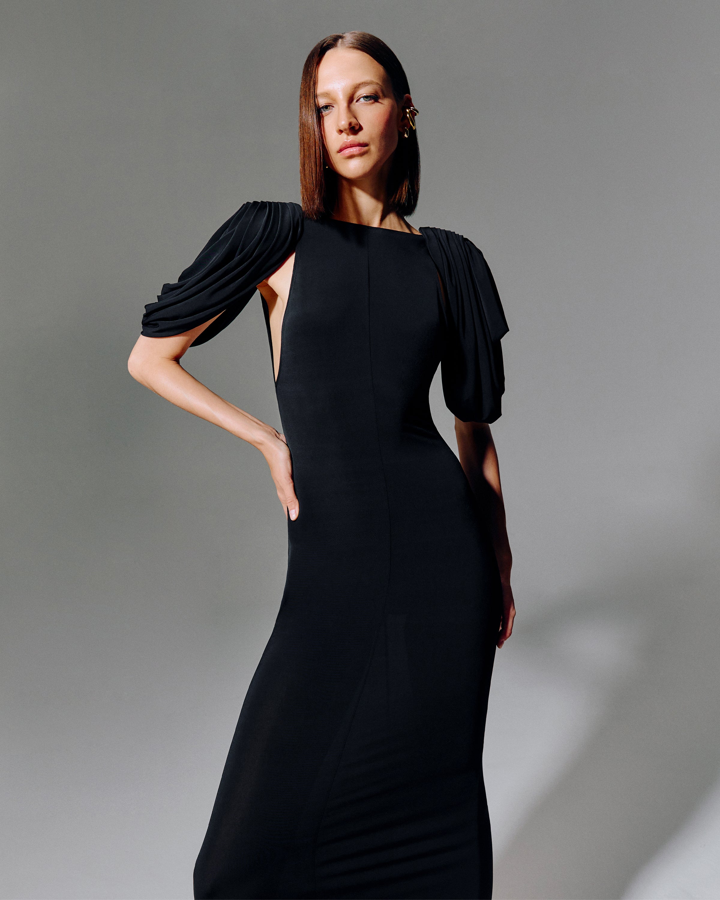 OPEN BACK HALTER NECK BLACK MAXI DRESS