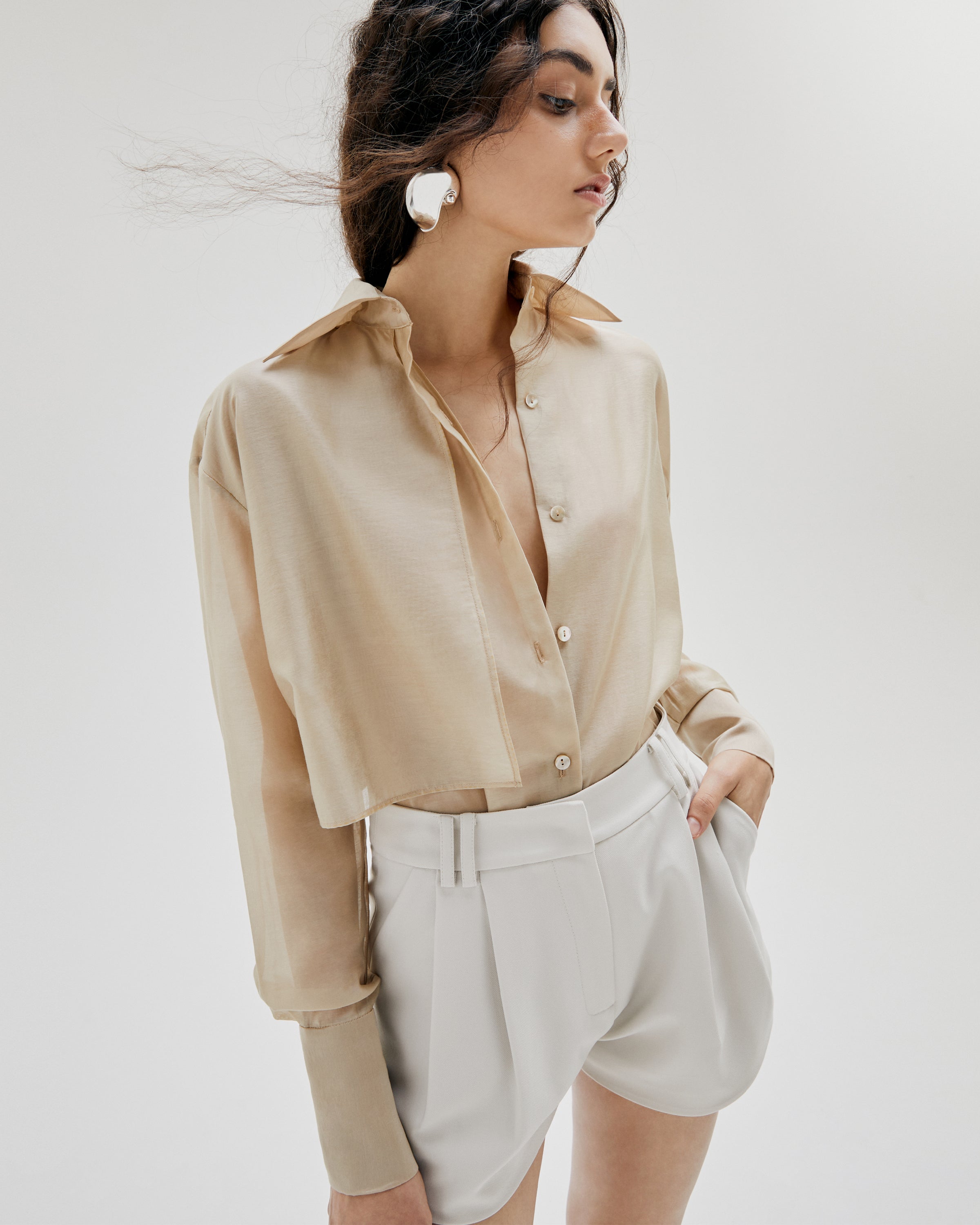 LONG PUFFY SLEEVES SHIRT