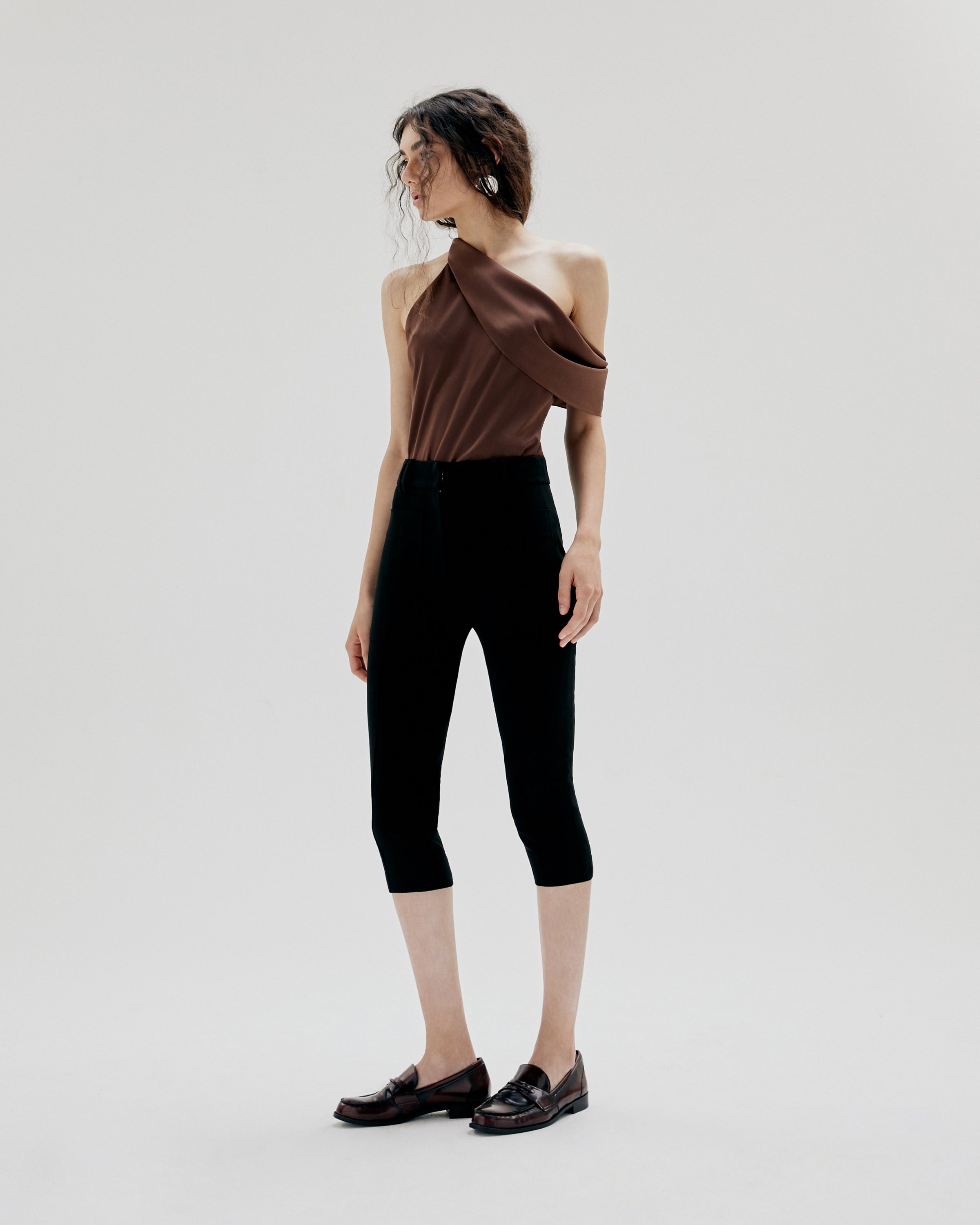 ASYMMETRIC CRUSHED SATIN TOP