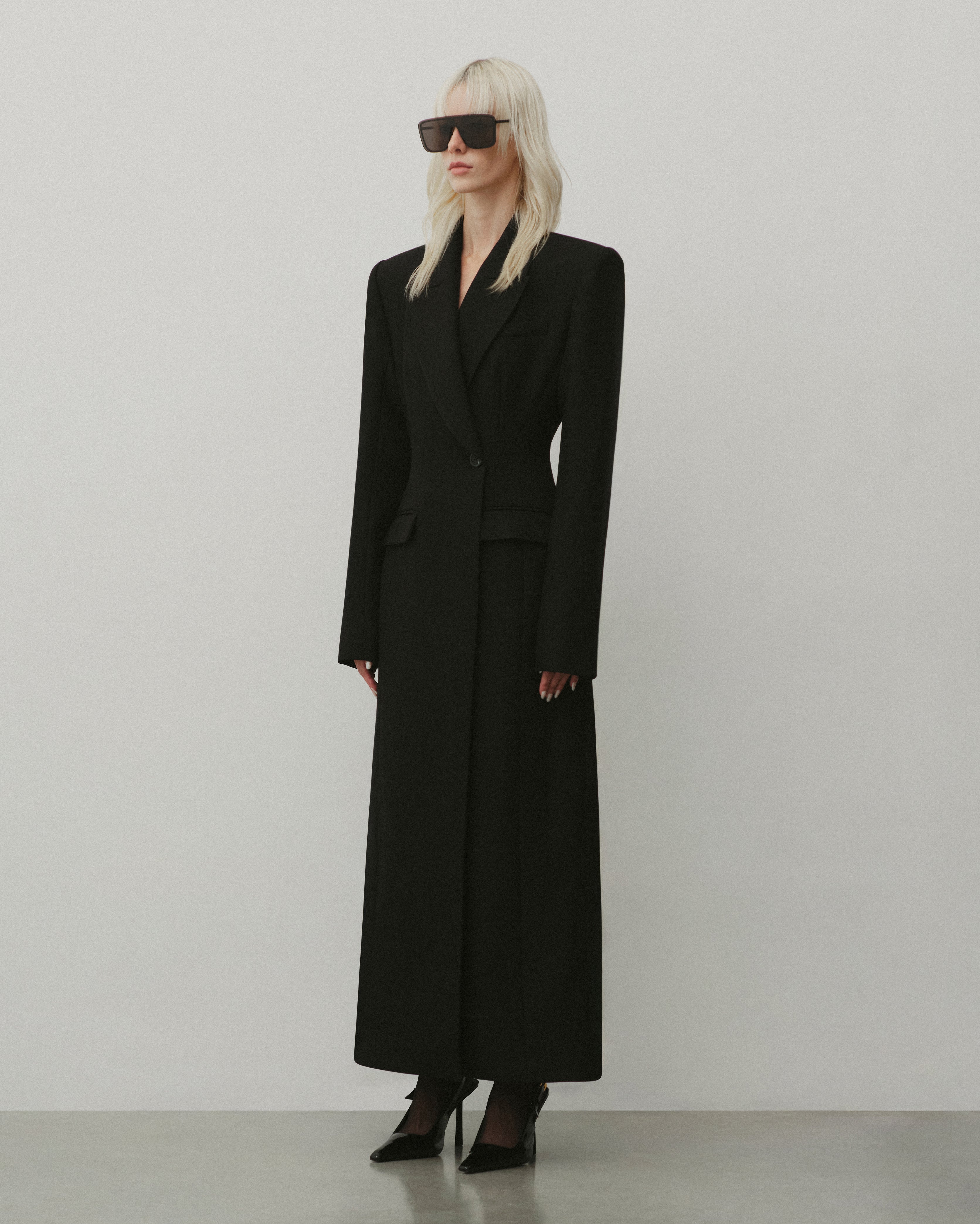 LONG STRUCTURED COAT