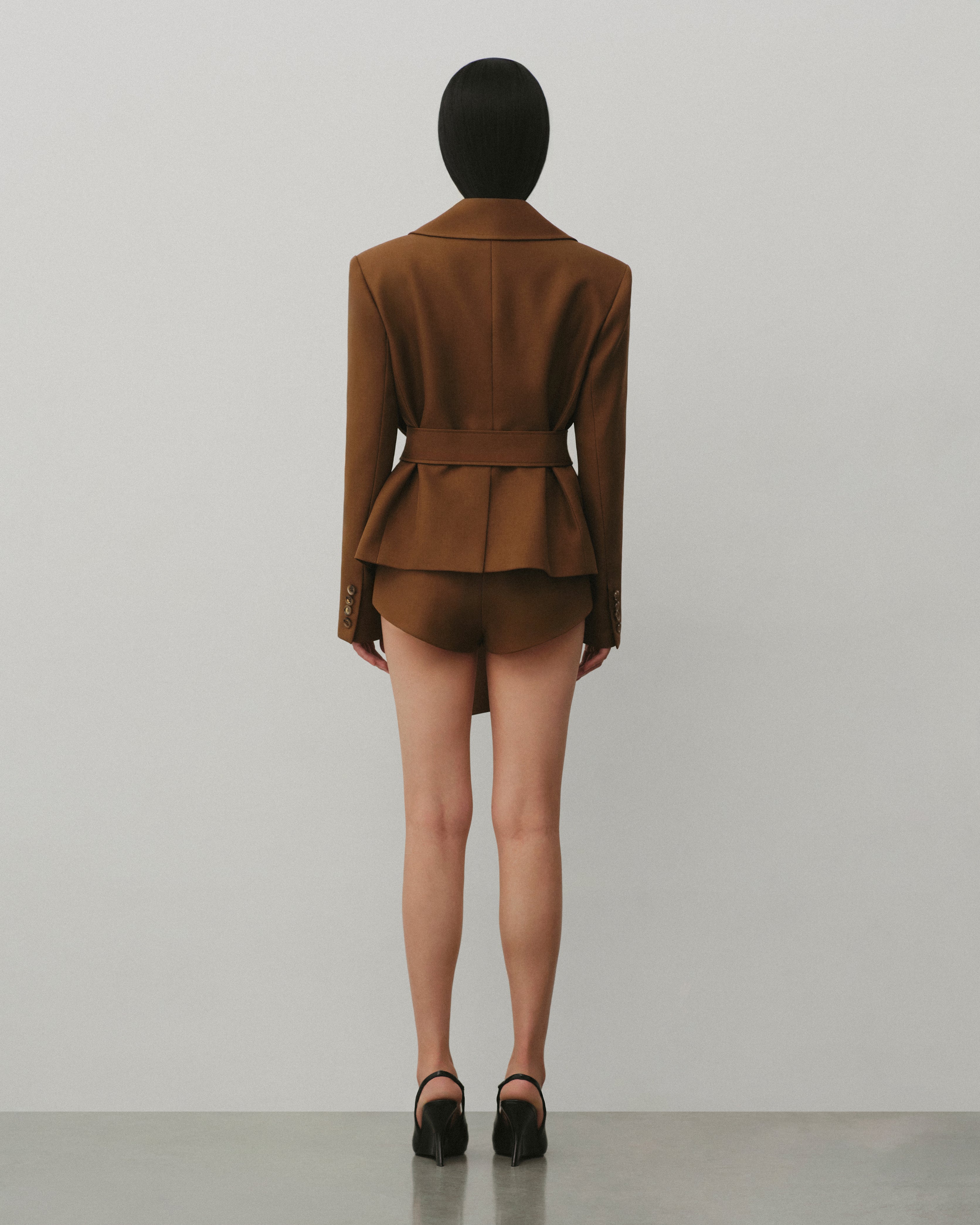 TAILORED SHORT SUIT