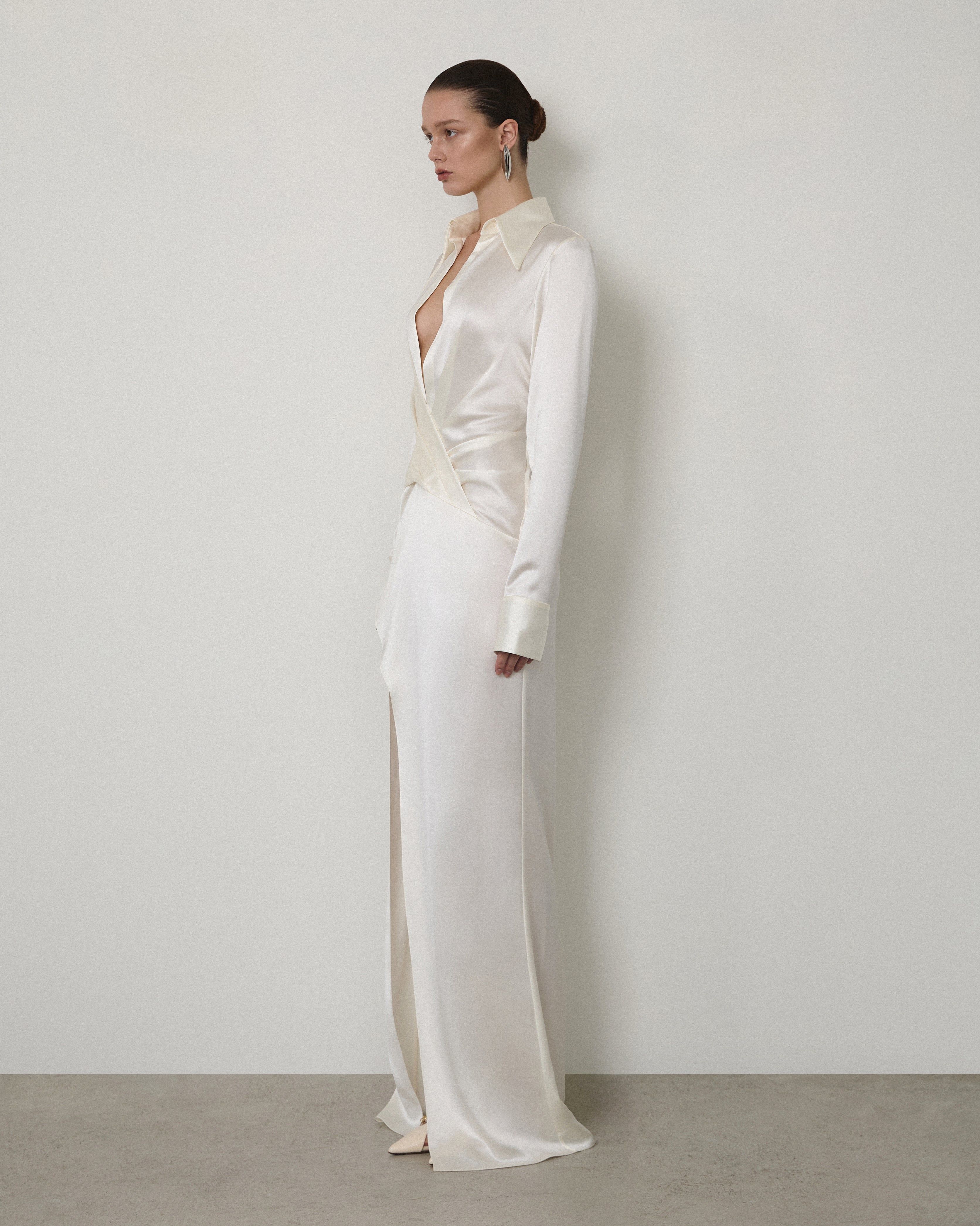 LONG-SLEEVE COLLARED SHIRT DRESS