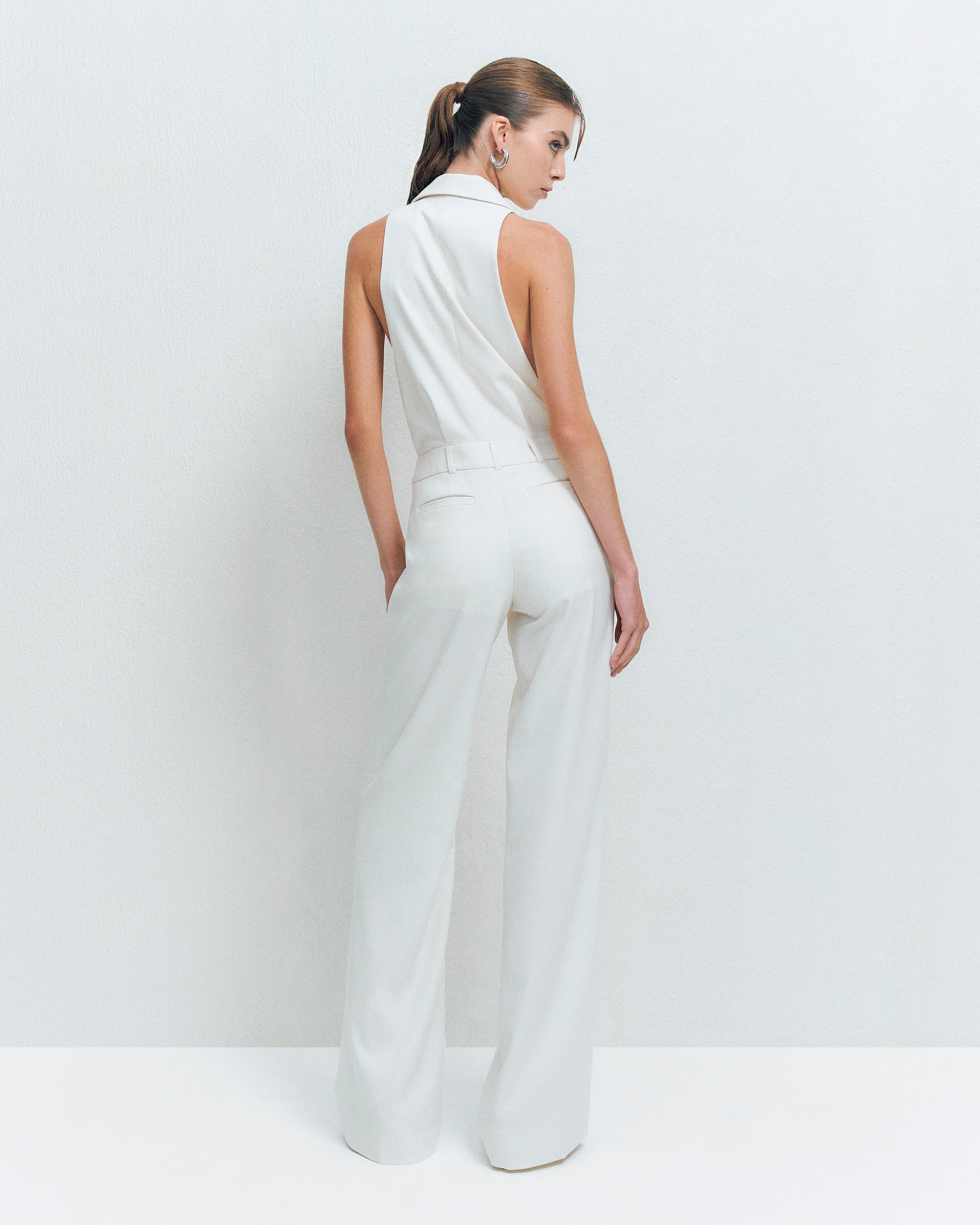 NOTCH COLLAR TAILORED JUMPSUIT