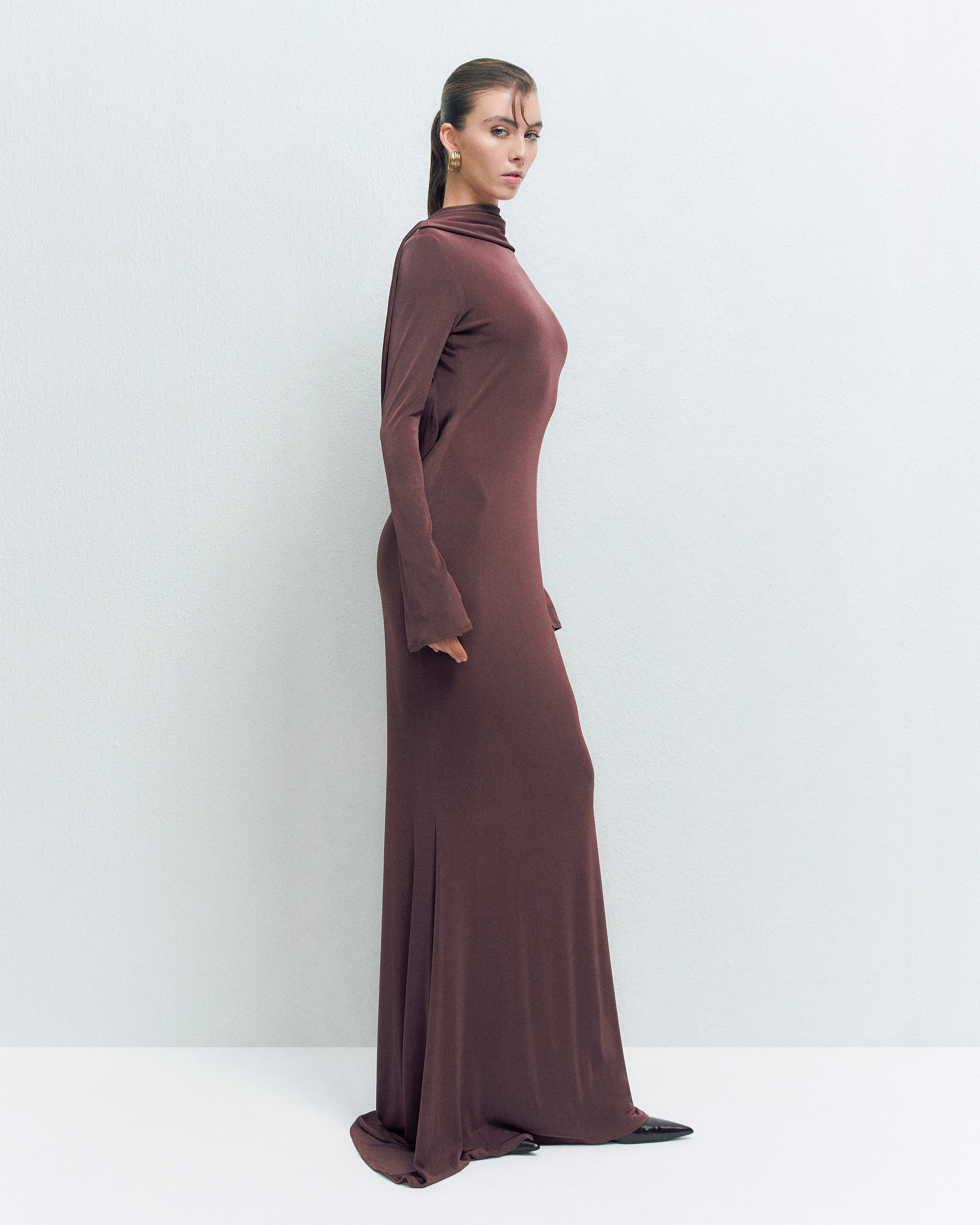 DRAPED BACKLESS JERSEY MAXI DRESS