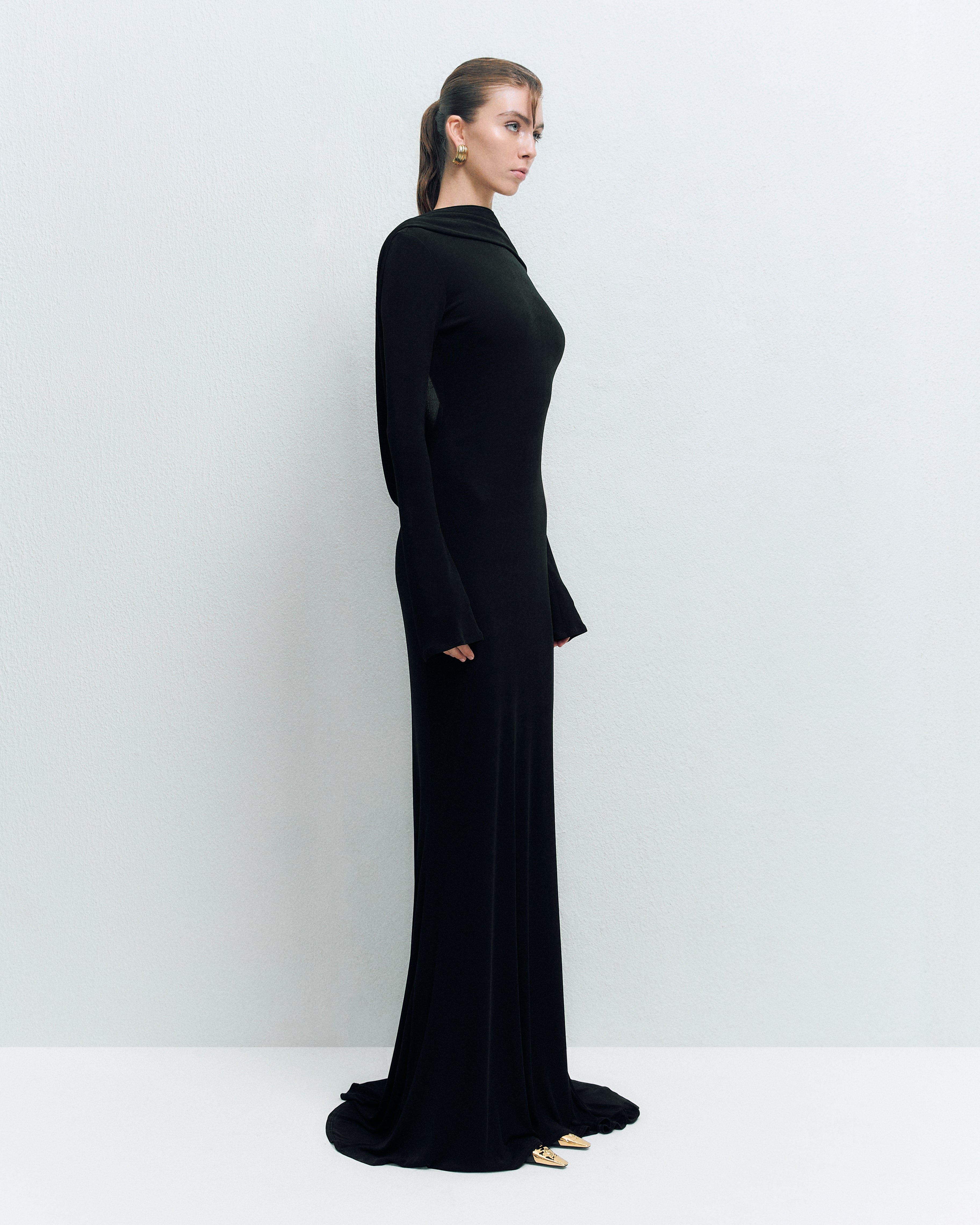 DRAPED BACKLESS JERSEY MAXI DRESS