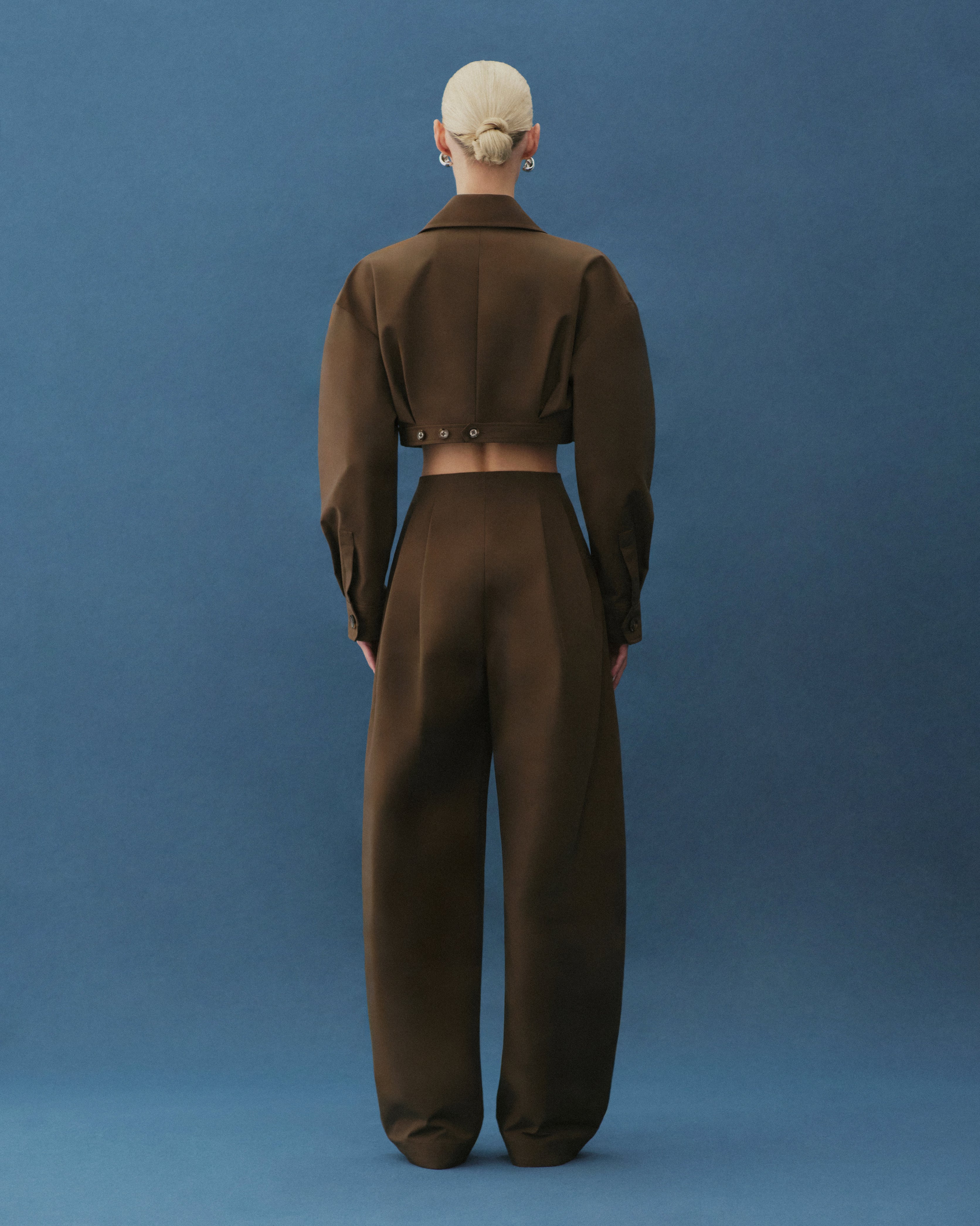 VOLUMINOUS BARREL LEG PANT