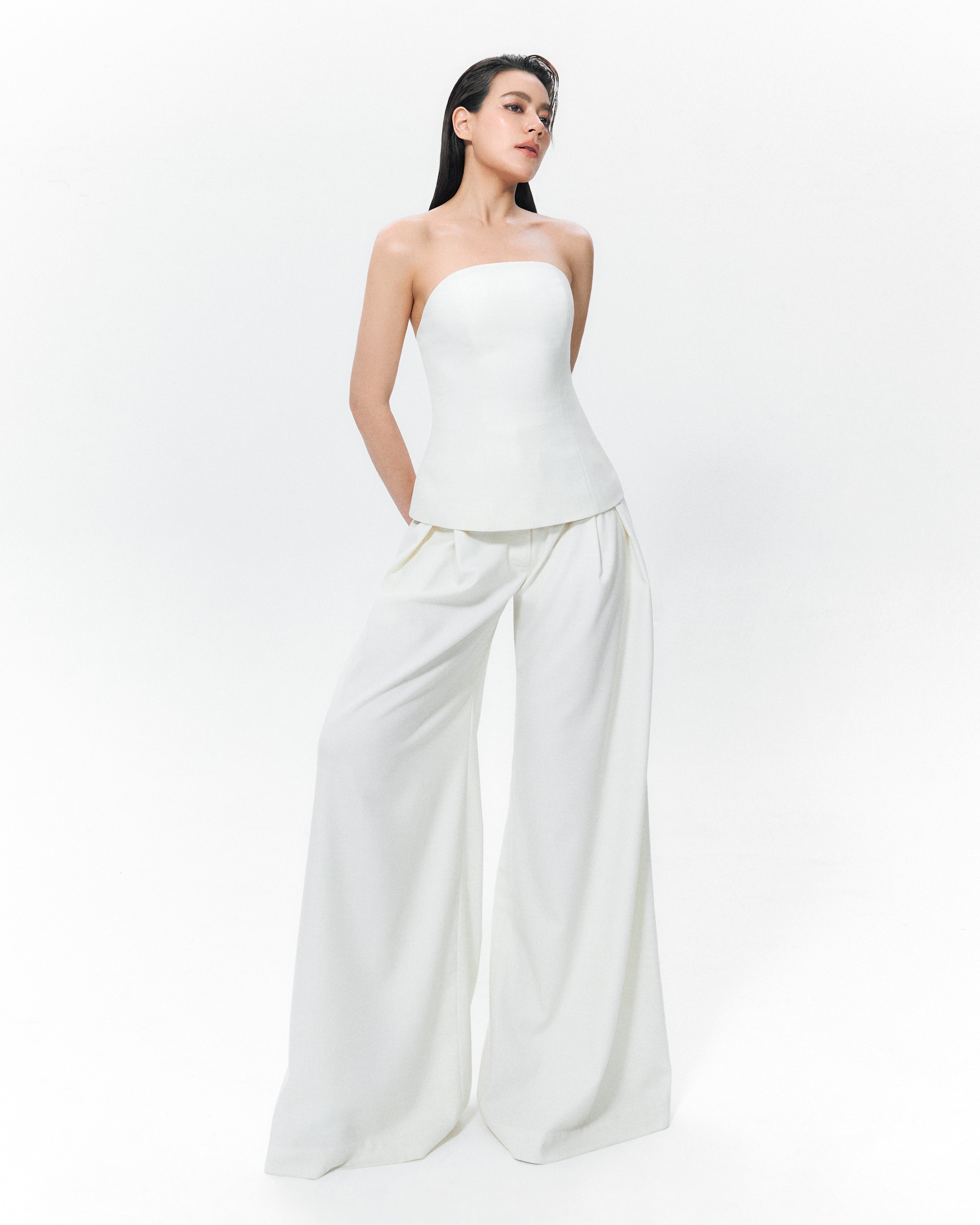 SCULPTED TUBE TOP