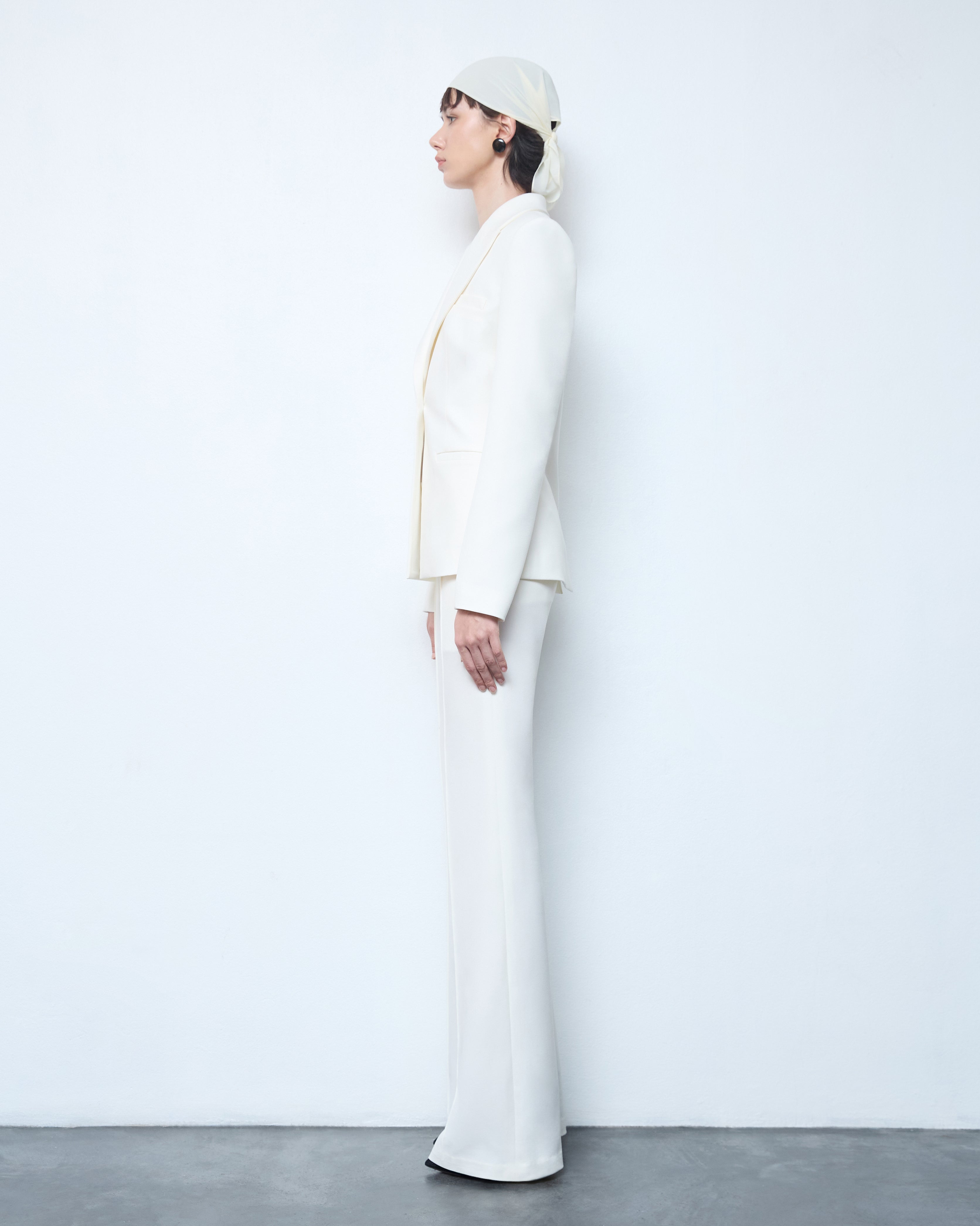 TAILORED FITTED SINGLE BREASTED BLAZER