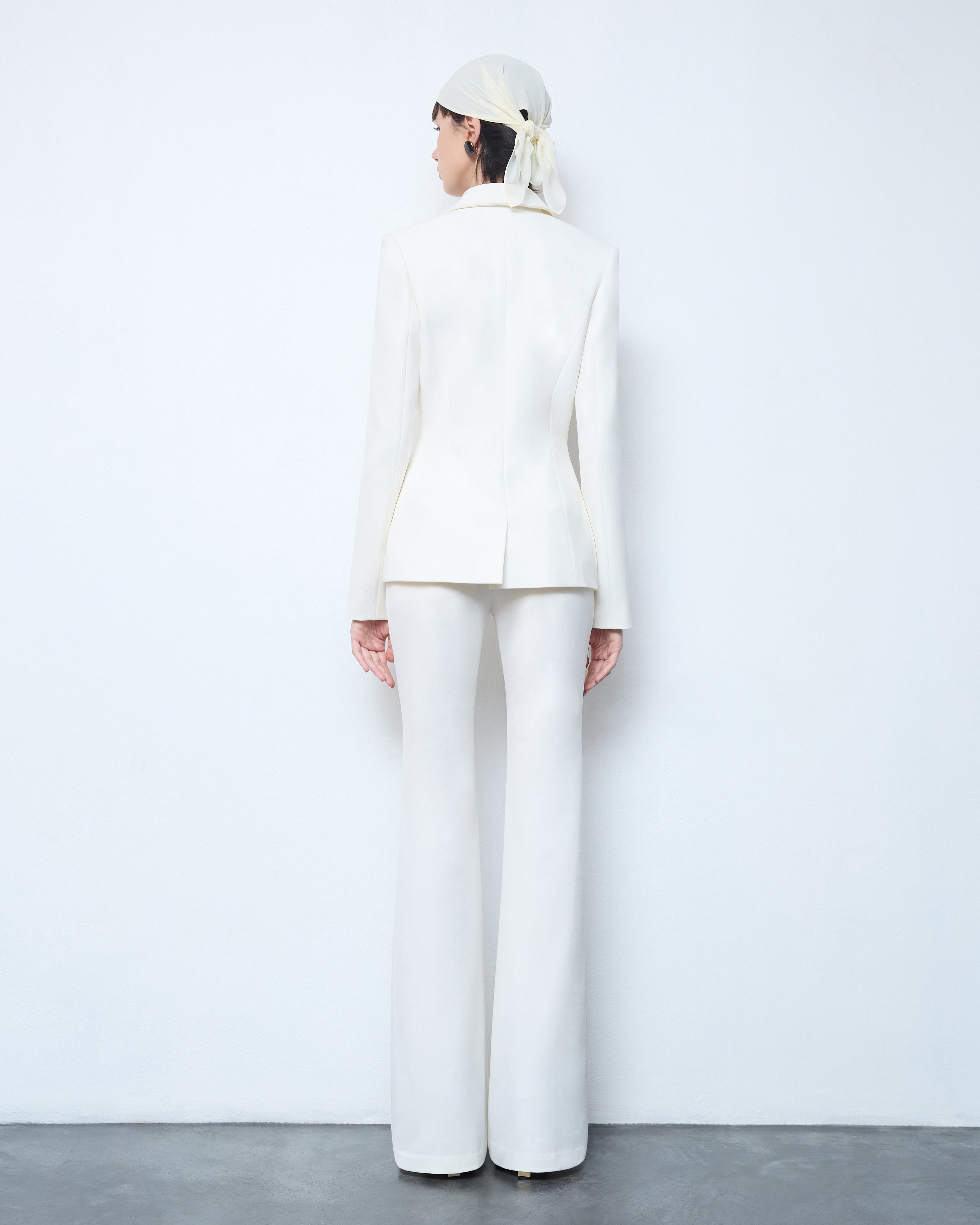 TAILORED FITTED SINGLE BREASTED BLAZER