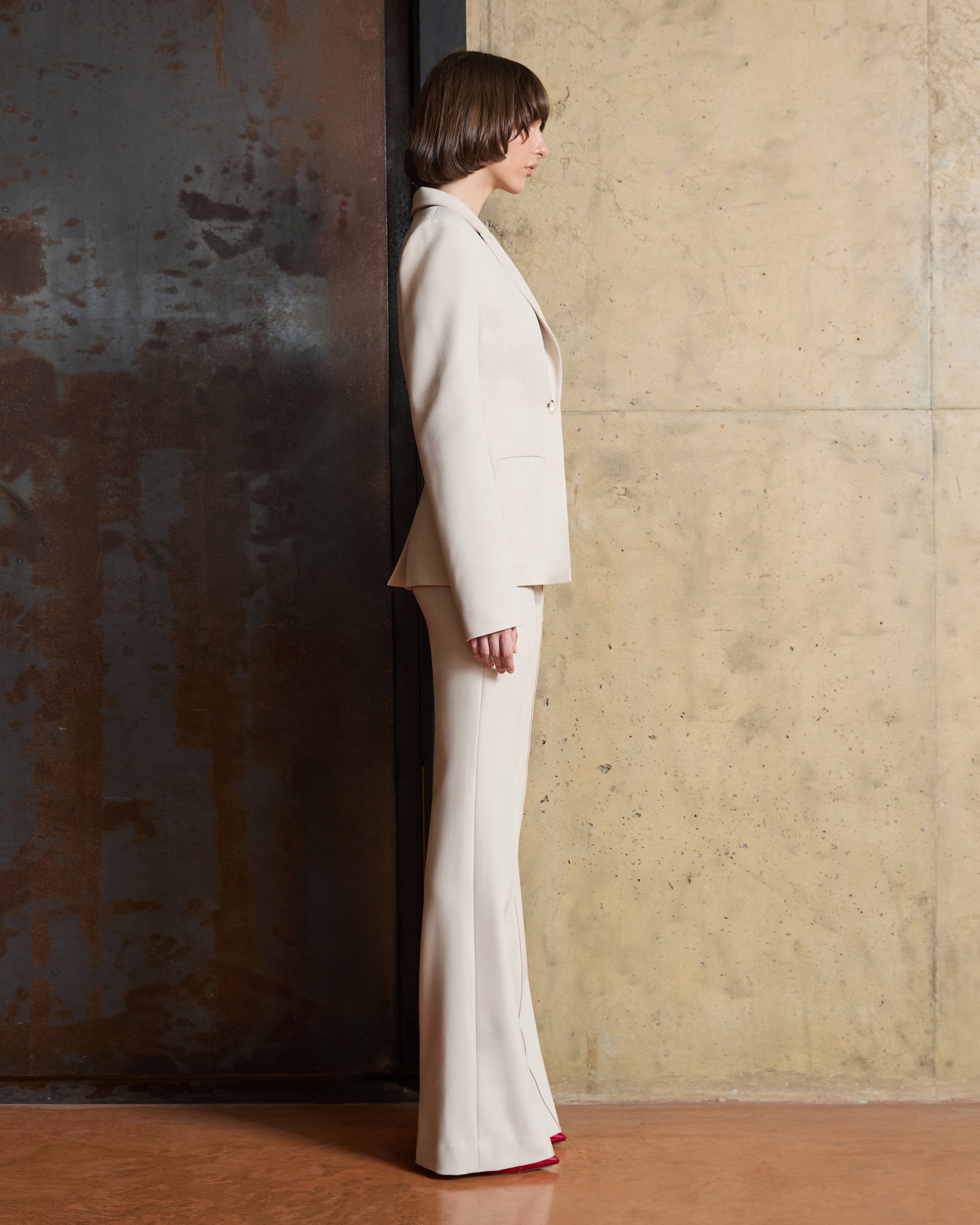 TAILORED FITTED SINGLE BREASTED BLAZER